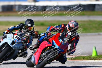 media/Jan-21-2023-Fastrack Riders (Sat) [[fcf3f88a30]]/Level 4/Session 4 Turn 6-Mountian Shot/